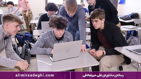 آموزش مهارت های کسب و کار به دانش آموزان دبیرستانی 